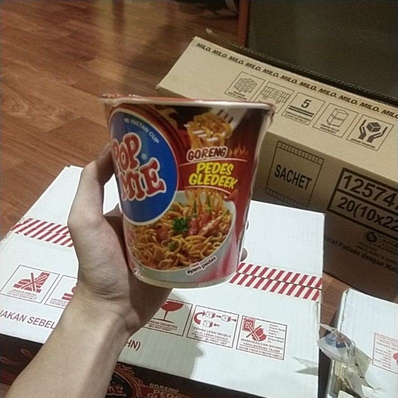 

pop mie