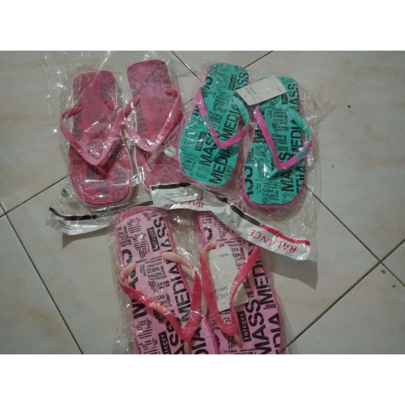 sandal jepit balance sport