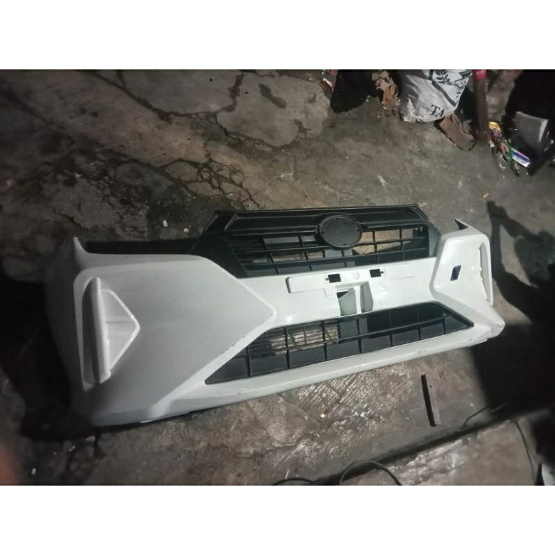 bumper depan ayla 2022 23