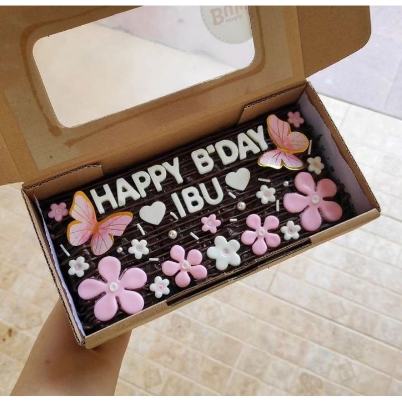 

BROWNIES HIAS / BROWNIES ULTAH (size 20x10)