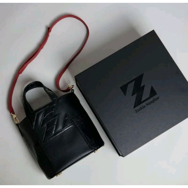 Preloved Zaskia Sungkar Bag