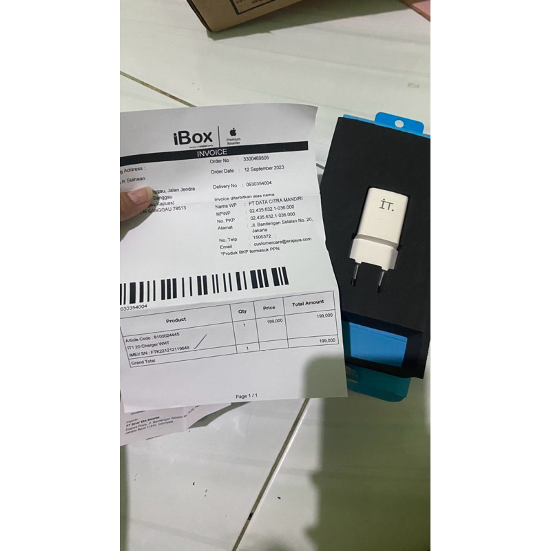 IT Plug IT 20 Charger - White