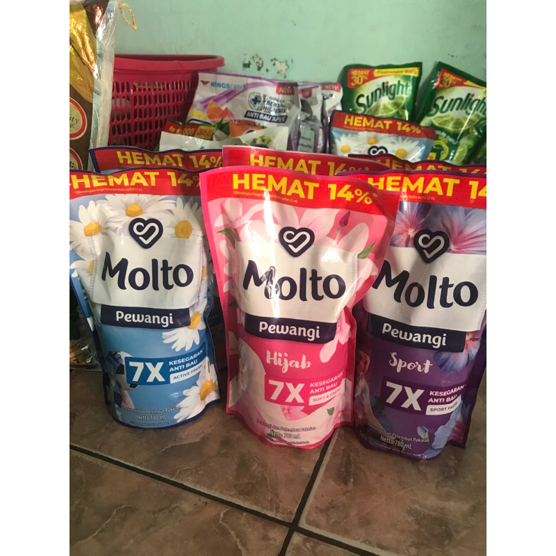 Molto pewangi pakaian 780ml
