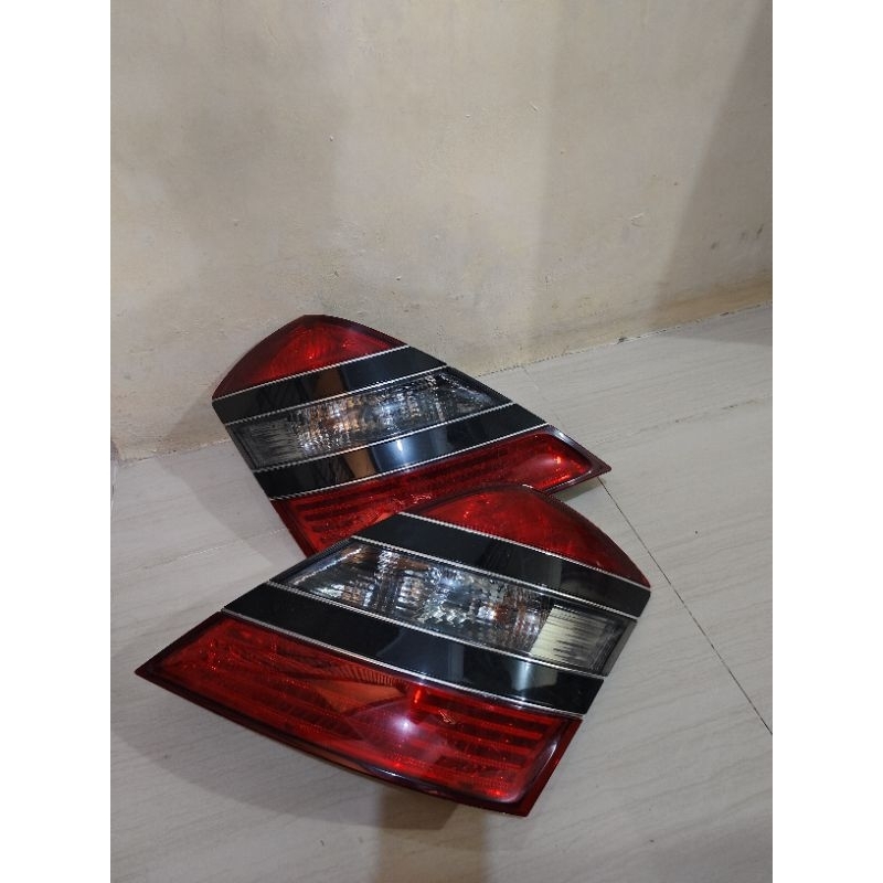 lampu belakang mercedes benz w221 s class original mercy