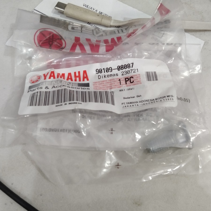 BAUT PIRINGAN CAKRAM BELAKANG YAMAHA VIXION NEW R15 V2 MX KING ORI YGP ASLI / 90109-08087