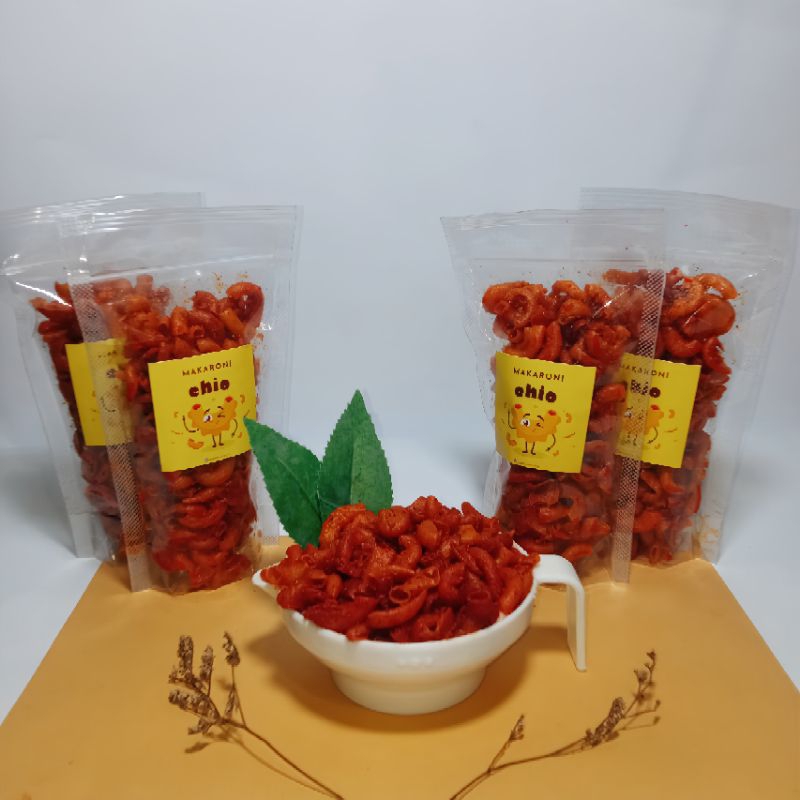 

MAKARONI GORENG PEDAS KEMASAN REGULER 70 gr (BELI 5 GRATIS 1)_MAKARONI CHIO