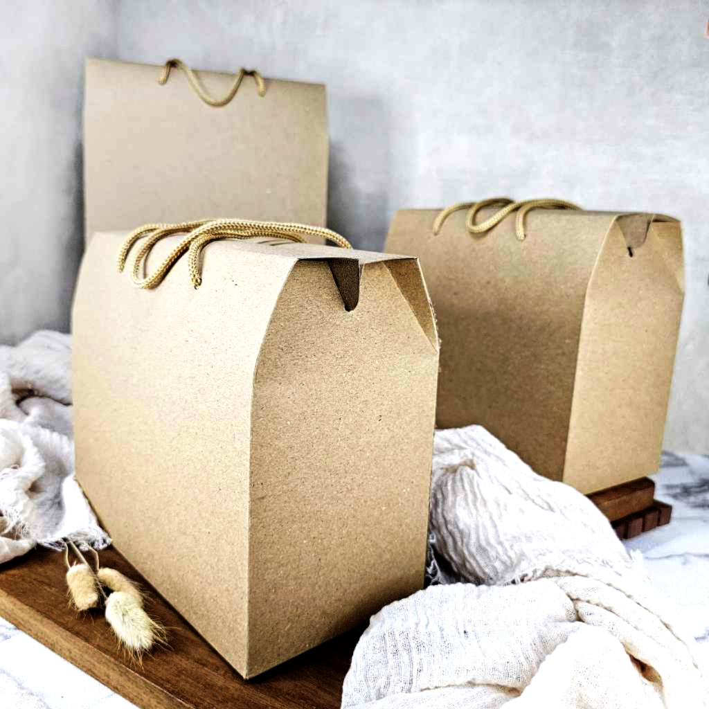 

Box Hampers Polos/Gift Box/Hampers/Dus Souvenir