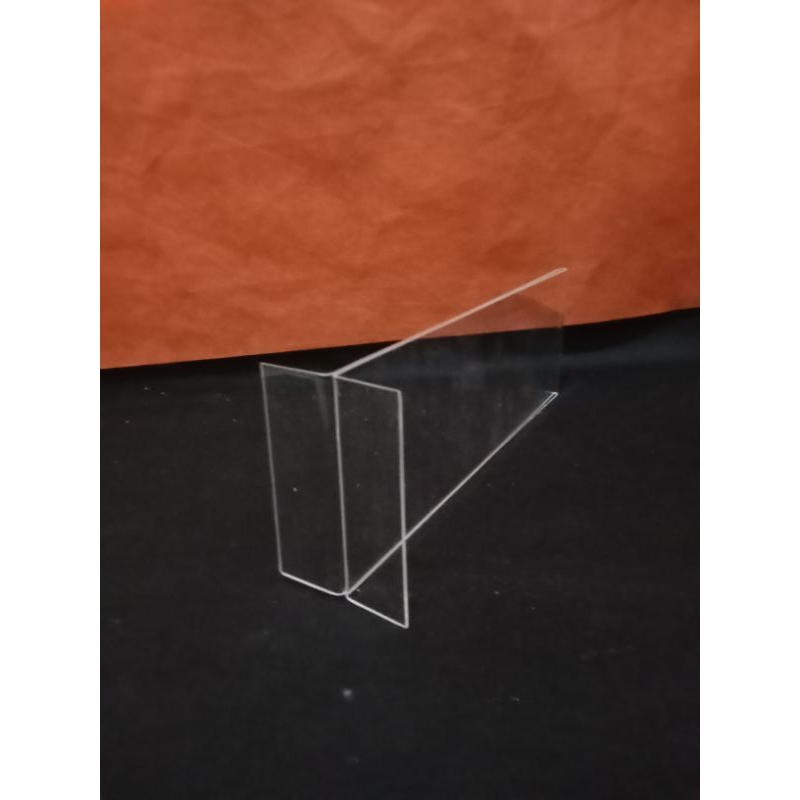 

akrilik tent card uk 10 x 30 cm model T 2 sisi tebal 2 mm