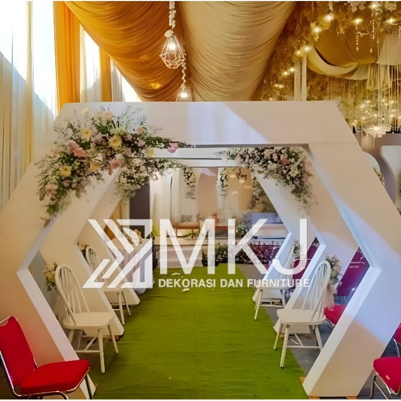 dekorasi pelaminan pintu get pernikahan/gawangan dekorasi pelaminan/pelaminan backdrop segilima