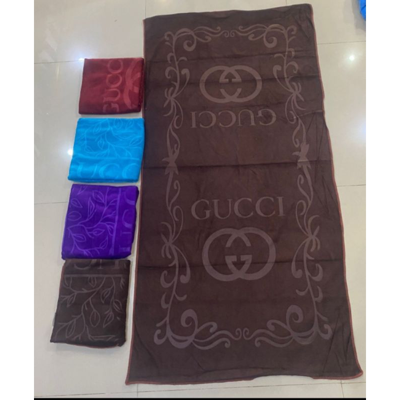 HANDUK GUCCI