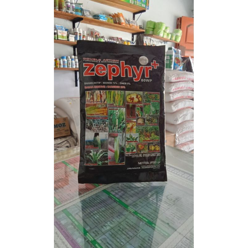 ZEPHYR 80 WP Fungisida dan Bakterisida Double Action Bahan aktif  Maneb 72 % ; Zineb 8 % Bahan Addit