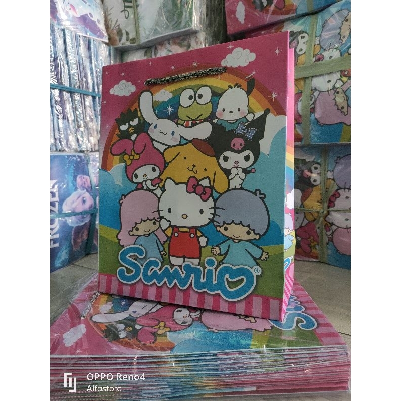 

Paperbag/Tas Kertas Karakter KUROMI LABUBU UNICORN SANRIO TAYO PORORO Uk.P20xL10xT25