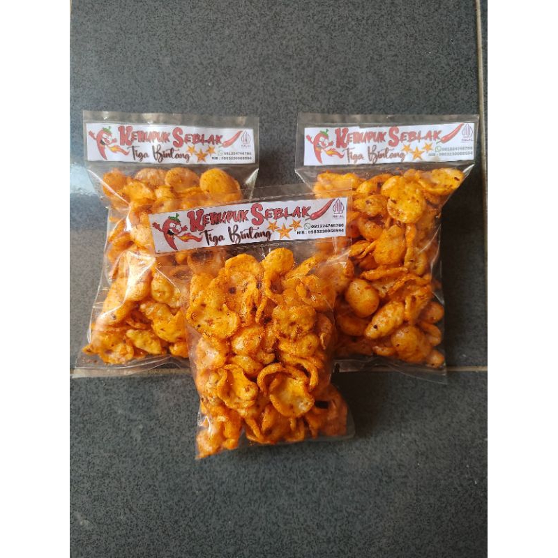 

Kerupuk Seblak Tiga Bintang Pedas Cabe rawit varian kemasan 250gr 500gr 1kg