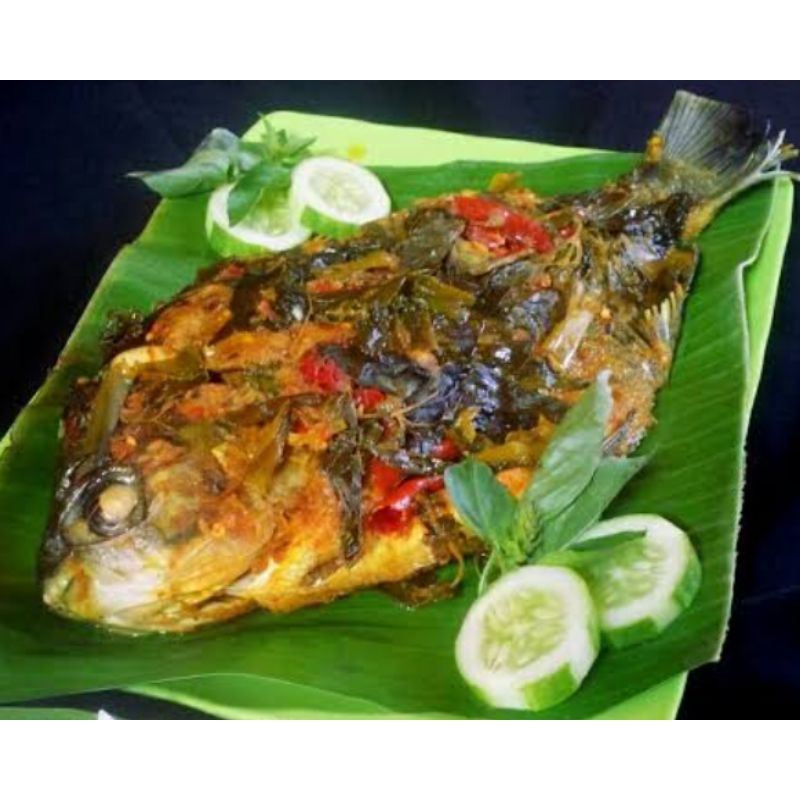 

Pepes ikan bawal air tawar/pepes ikan/olahan ikan/Frozen food