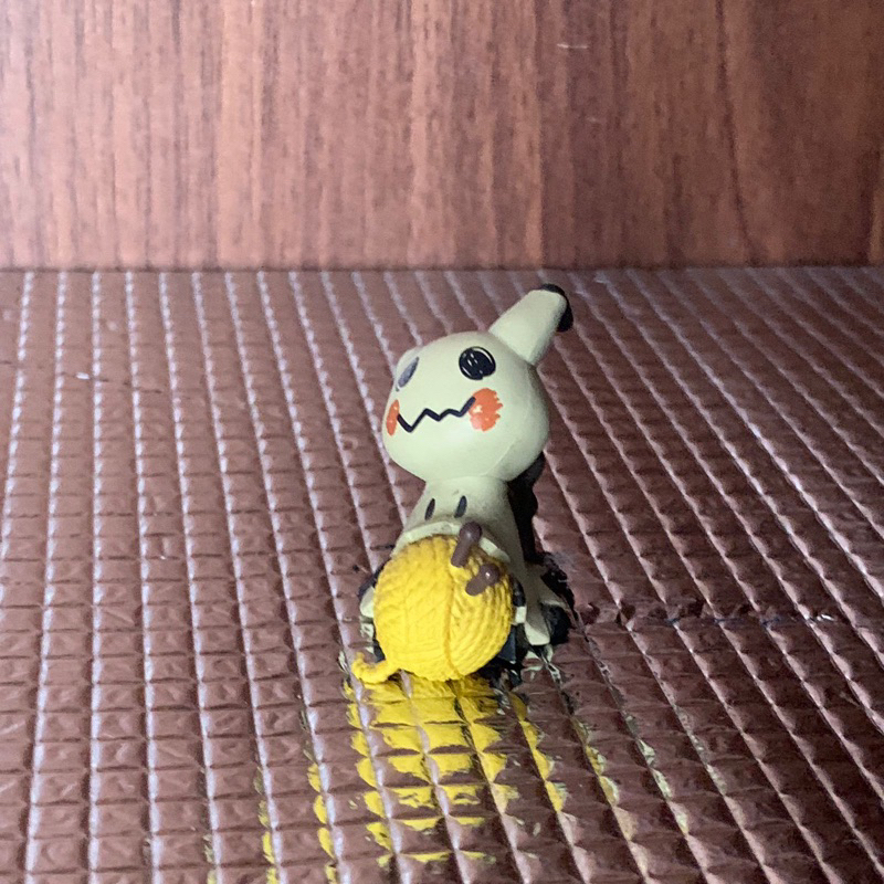 Pokemon Mimikyu Mini Figure