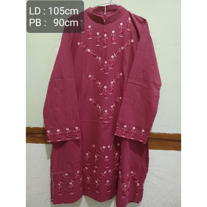 Preloved Atasan/Tunik Wanita Warna Maroon