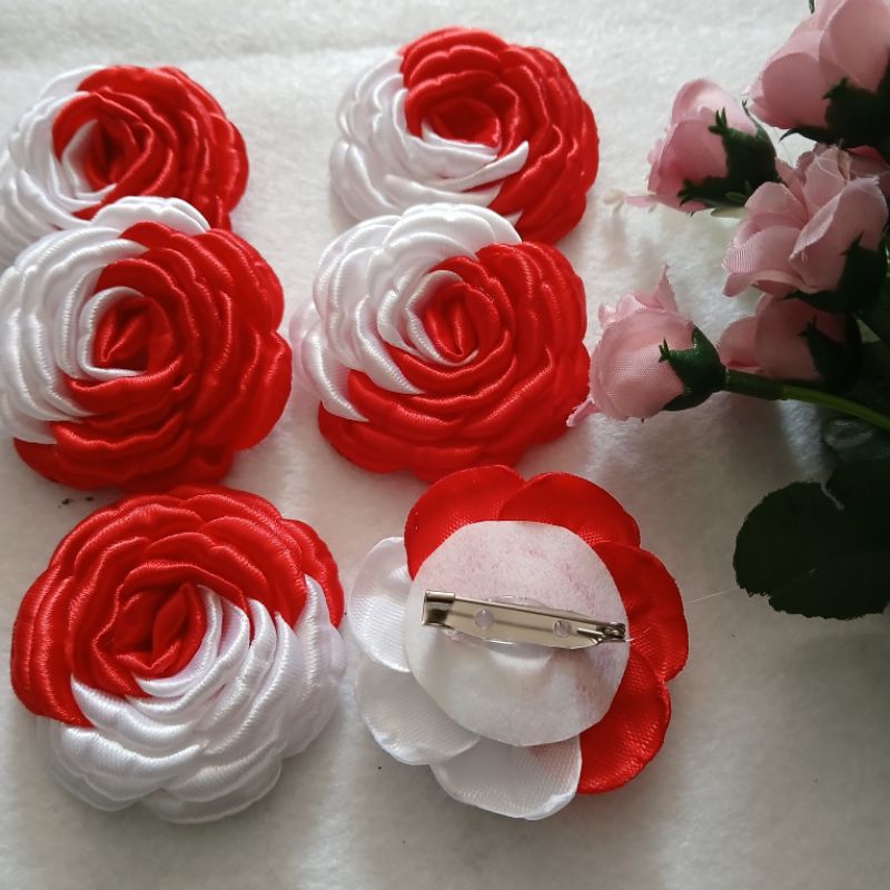 Bros Bunga Mawar Merah Putih/Bros Bunga Gardenia
