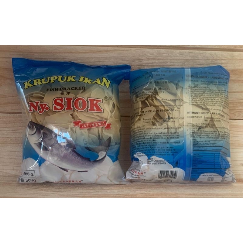 

Krupuk / Kerupuk Ikan Ny. Siok