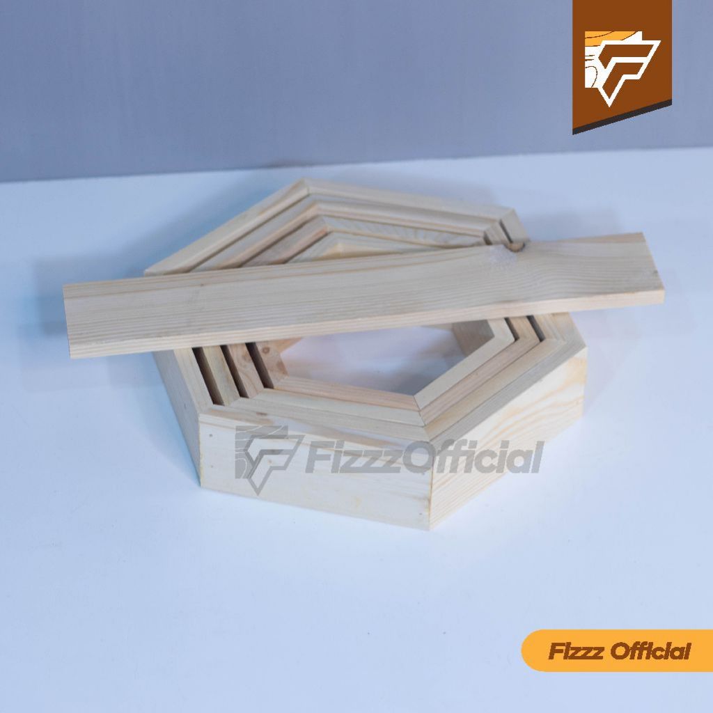 Rak Dinding Hexagonal Hiasan Dinding Aesthetic Kayu Jati Belanda