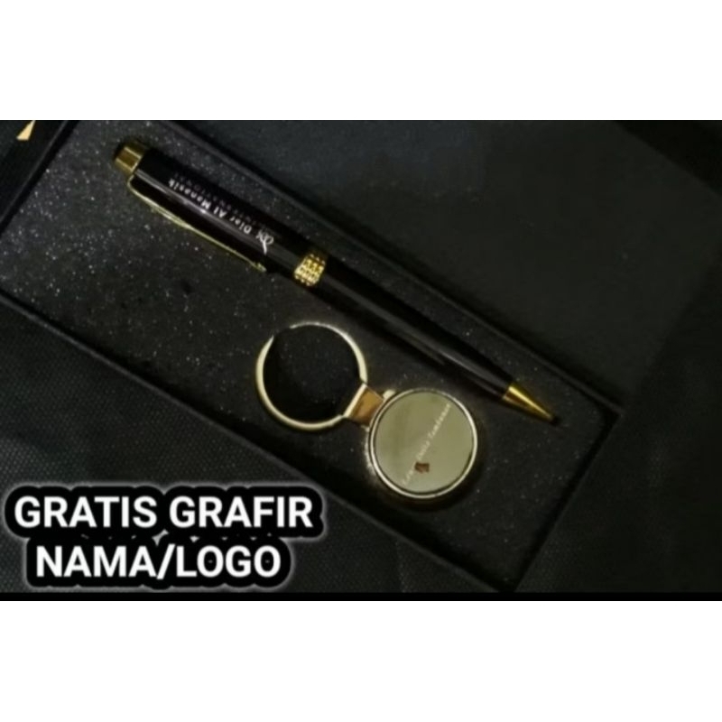 

Gift Set Mewah Bulpoint 2in1 Pen + Keychain Free Grafir Nama/Logo + Box Exclusive