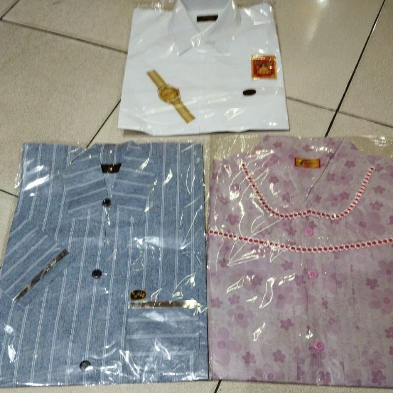 piyama kemeja putih