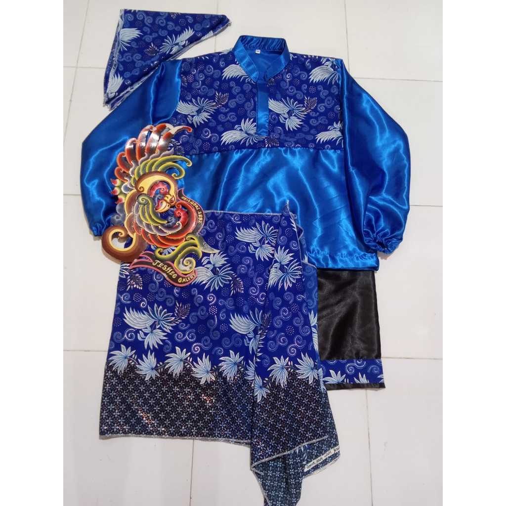 setelan baju kepang batik biru,jarik,dan udeng