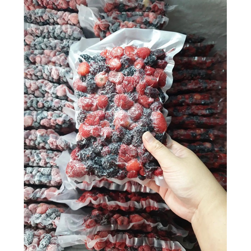 

PROMO Frozen Mix Berries 500gr Kualitas Premium