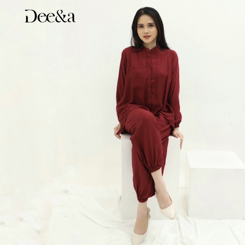 DEE&A "Sovia" One Set Wanita Polo Linen Polos Premium