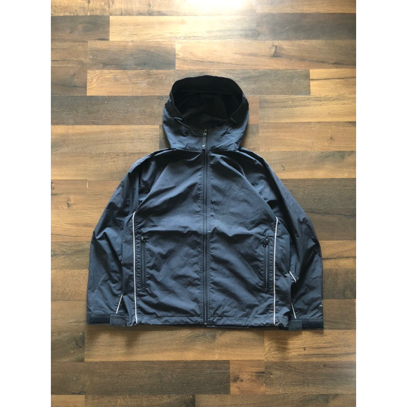 vintage helly hansen gorpcore