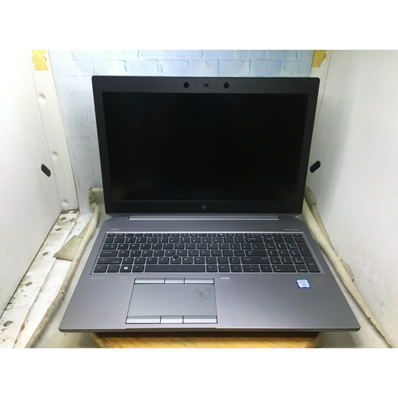 HP ZBOOK 15 G5 XEON E-2176 16GB RAM 512GB SSD QUADRO P1000 4K