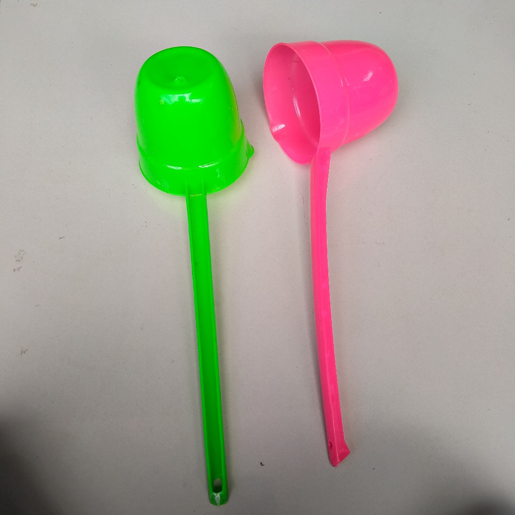 Centong Es Buah Plastik Model Gayung