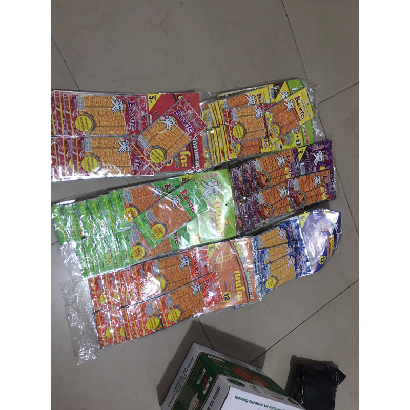 

juhi bento snack thailand 1 papan isi 12 bks x 4 gram