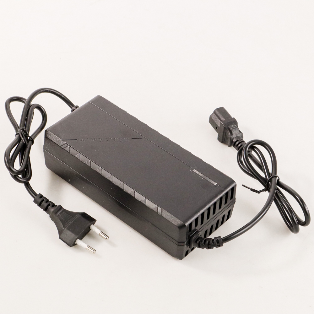 Adaptor DVE-48V2A/48 volt 2A