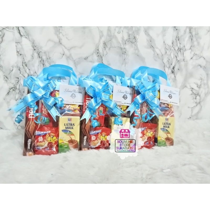 

Mini snack Ulang tahun|| Petite snack mini || Paket ulang tahun || Bingkisan ultah anak murah kode bischoc || Paket snack ultah surabaya