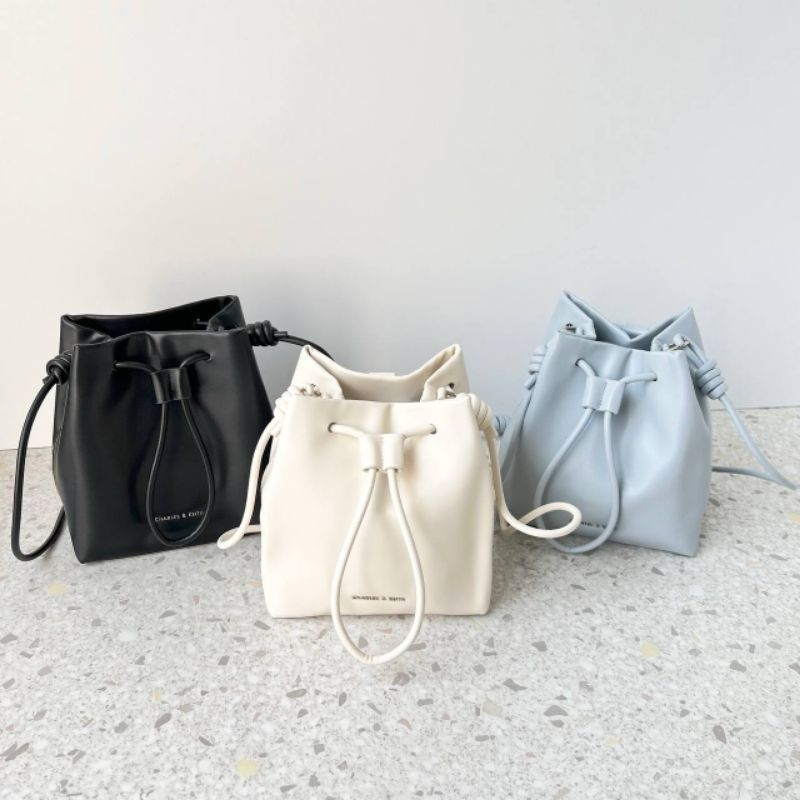 Tas ck selempang serut hitam putih biru