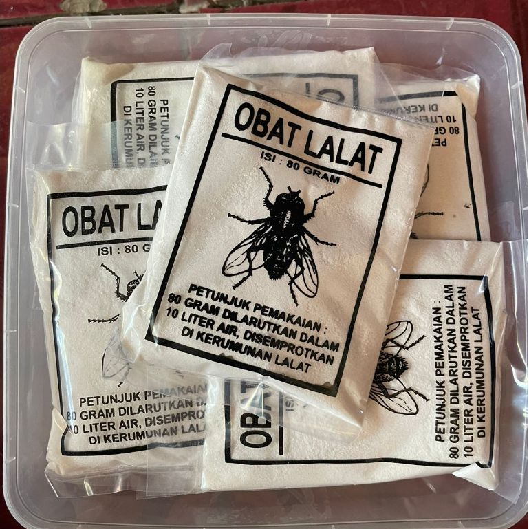 OBAT LALAT SERBUK RACUN LALER PADA HEWAN TERNAK PEMBASMI LALAT SAPI PALING AMPUH ISI 80gr