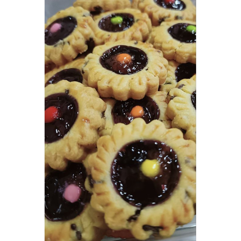 

kue thumbprint blueberry / coklat nutella premium wisman