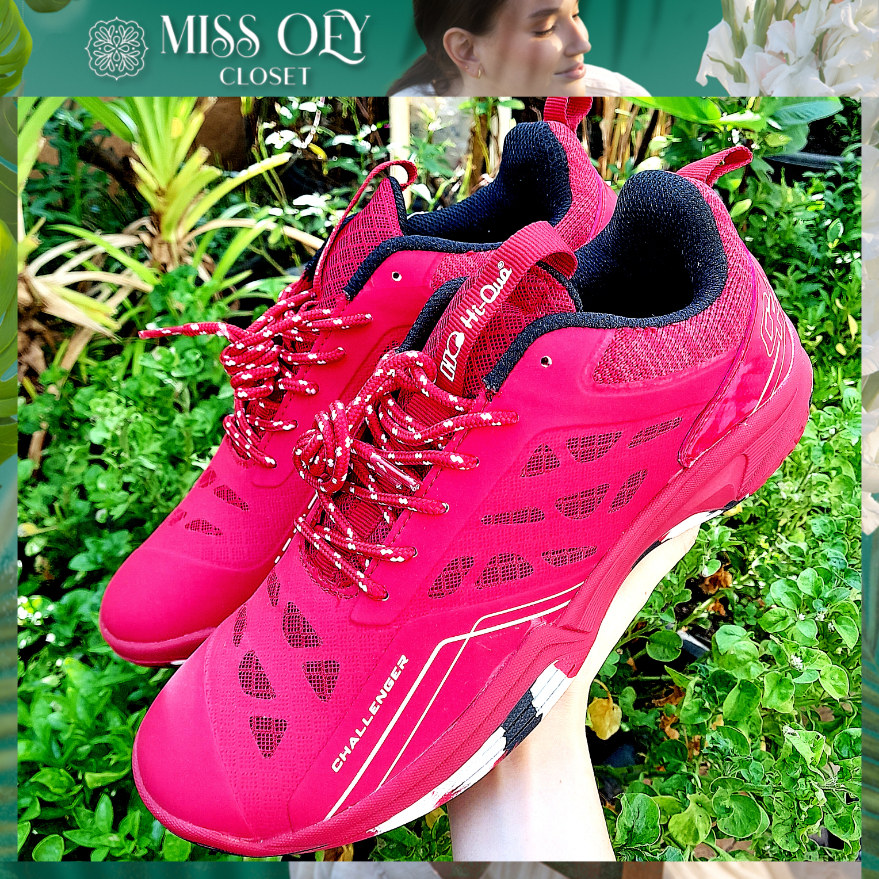 [NEW & FREE KAOS KAKI] HI-QUA Challenger Lite Badminton Shoes (RED SIZE 41)