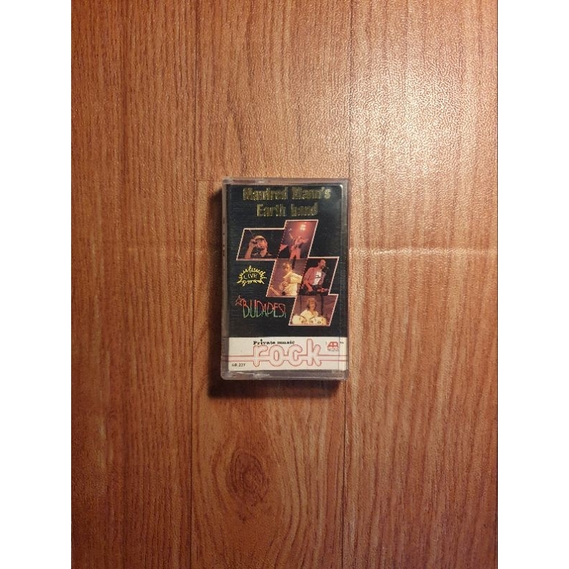 Kaset Pita Manfred Mann's Earth Band - Budapest ( Original )