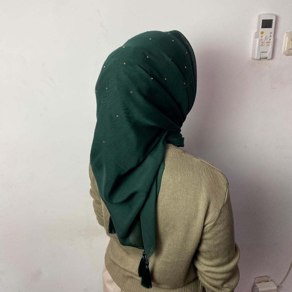 Hijab Segi 4 Paris Jadul Jambul Payet Tabur Rose Gold Swarowski