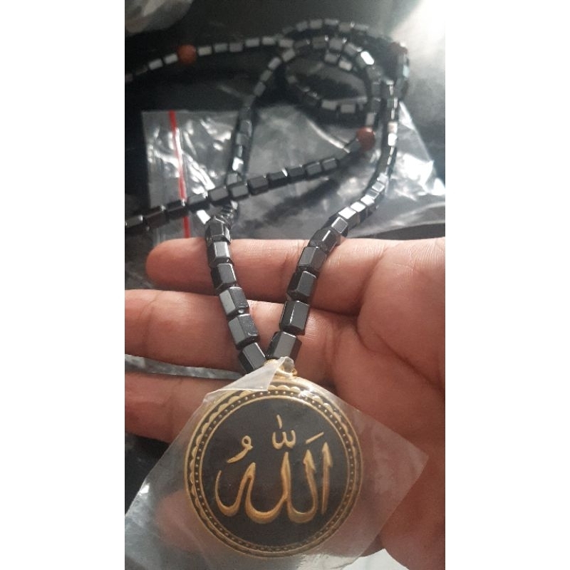 Kalung dan gelang terapi bio magnit