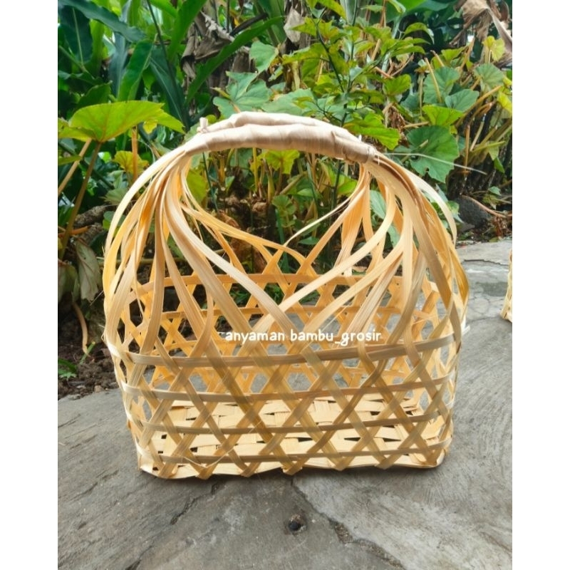 

anyaman bambu variasi 20 x 10 x 15