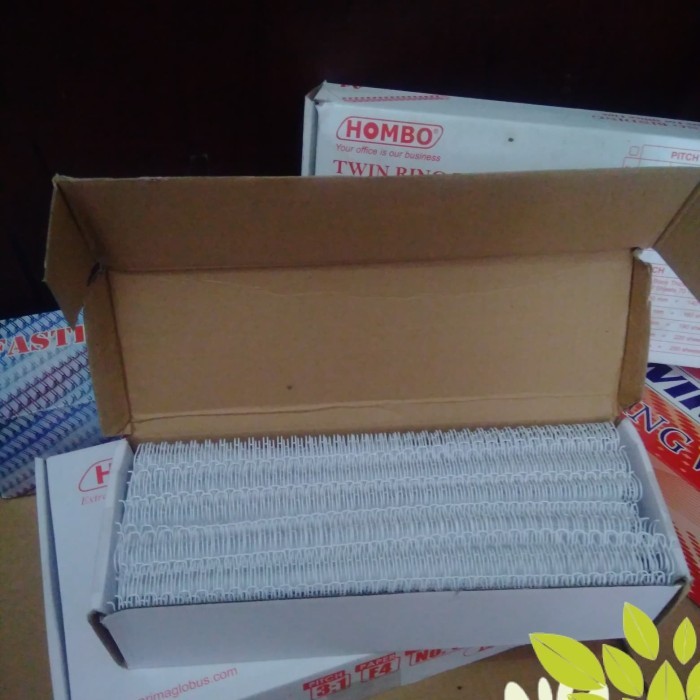 

Spiral Kawat Jilid No. 4 - 1/4 inch Ukuran A4 35 Loops Merek Hombo isi 100 batang
