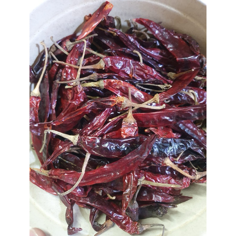 

papi saiyo cabe kering cabai kering besar wonderhot dried chili 250gr 100gr