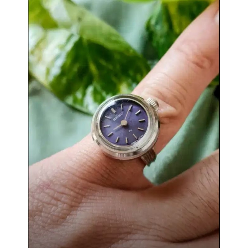 Vintage Jam Cincin Seiko Manual Winding