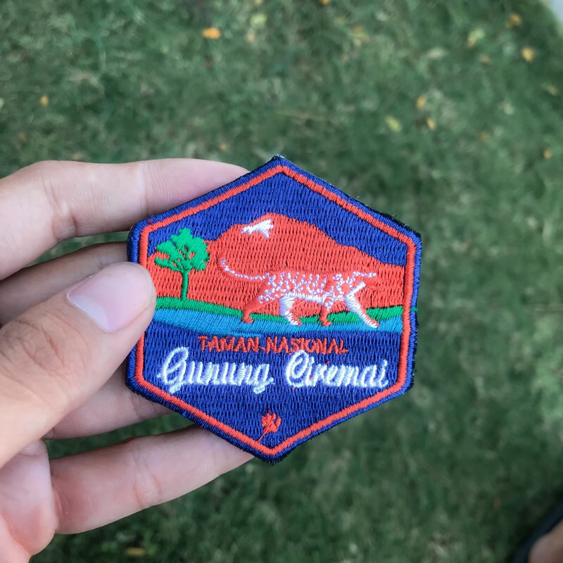 Emblem pacth logo bordir Gunung ciremai