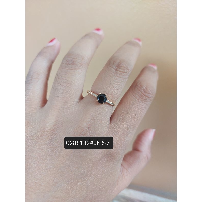 Cincin mata batu hitam