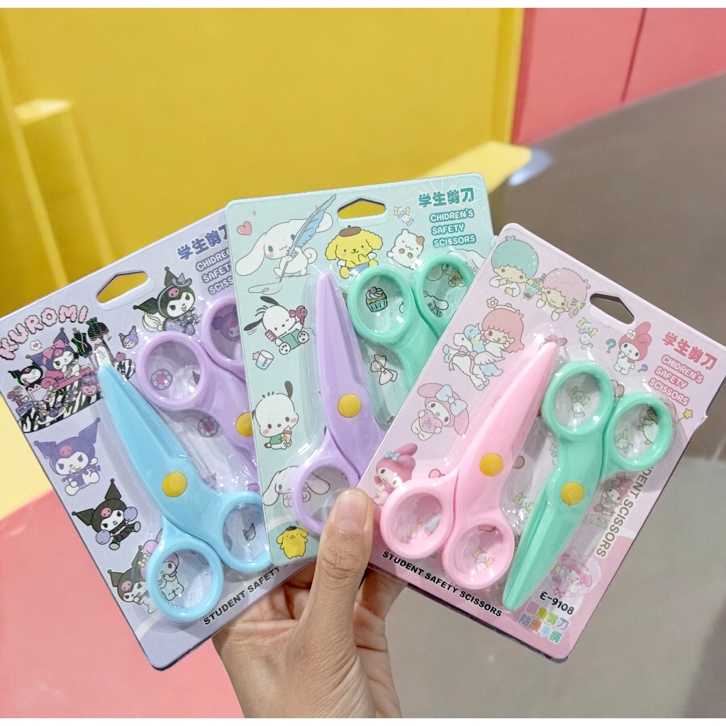 

Set Gunting kertas anak bahan aman gunting kertas untuk anak paud TK SD Harga utk 1 set gunting kertas (isi 2pcs)
