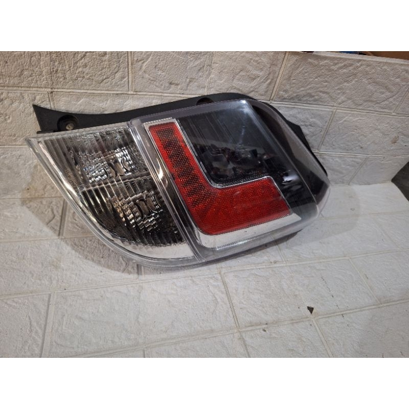 stoplamp lampu belakang toyota agya tahun 2020 2021 sebelah kanan