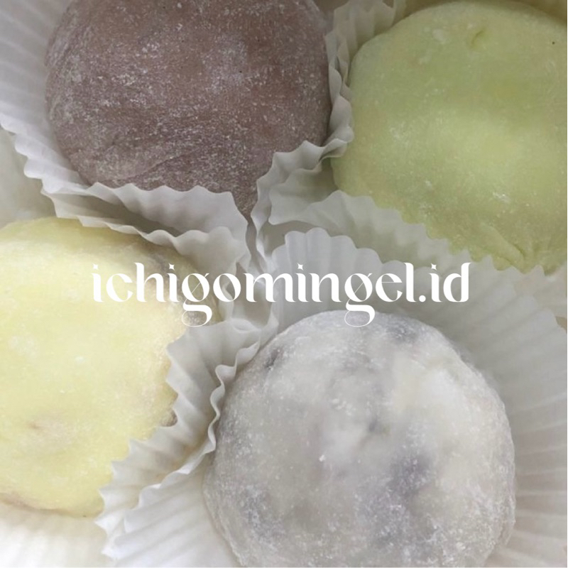 

Daifuku Mochi// Strawberry, Matcha, Chocolate